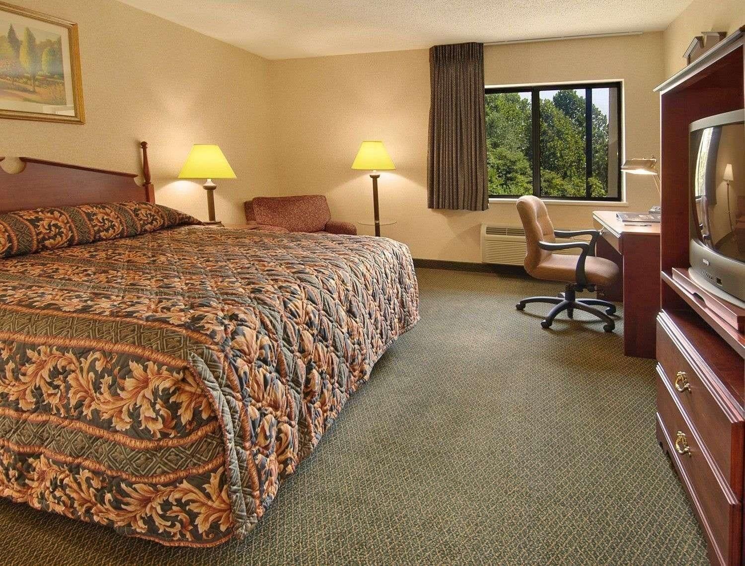 Baymont By Wyndham Corydon Hotel Exterior foto