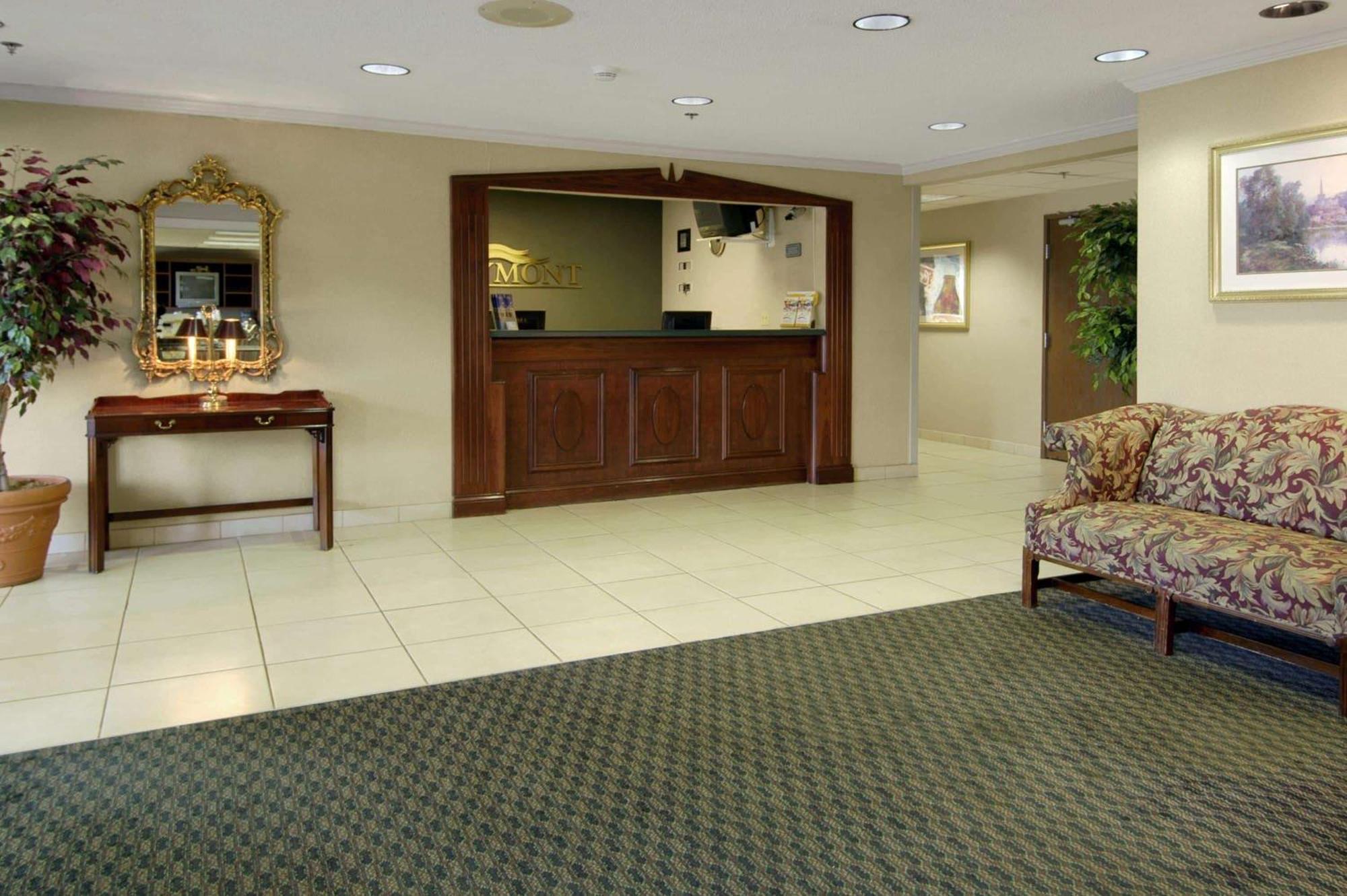 Baymont By Wyndham Corydon Hotel Exterior foto